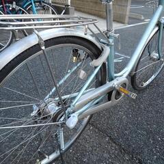 中古自転車２８１９　前後タイヤ新品！ブリヂストン　カルーサベルト　２６インチ　３段ギア　LEDオートライト　アルミフレーム　ベルトドライブ　ステンレス部品多用