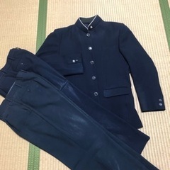 初芝富田林高校の男子制服