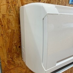 （2146）【格安・・中古・・エアコン】 2015年製 日立 2.8KW売ります