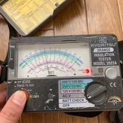 絶縁抵抗測定器　共立3322A