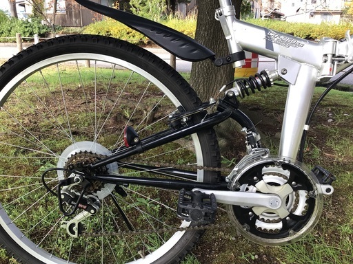 シマノ18段変速MTB マウンテンバイク 26インチ キャンプ用 美車 室内