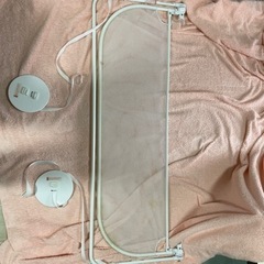 ベッドに付けるベビー転落防止器具