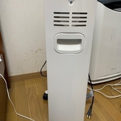 ウェーブ型オイルヒーター 暖房器具 KWOH-120C アイリスオーヤマ