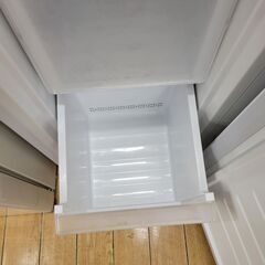 ☆ジモティ割あり☆ AQUA 冷凍庫 105L 22年製 動作確認／クリーニング