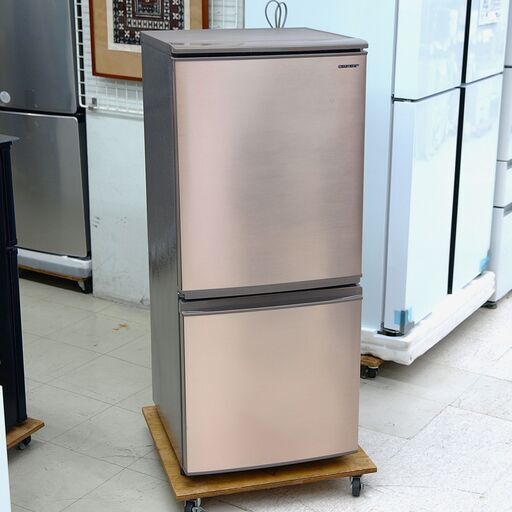 冷蔵庫　137L　2ドア　シャープ　SJ-D14E-N　リユース品