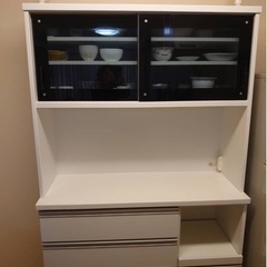 食器棚　ボード　ニトリ　IKEA