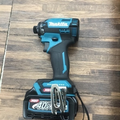 #K-81【ご来店頂ける方限定】MAKITAの40VMAXインパクトドライバです