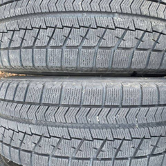 2019年製　スタッドレスタイヤ　ブリザックVRX　 215/65R16  4本