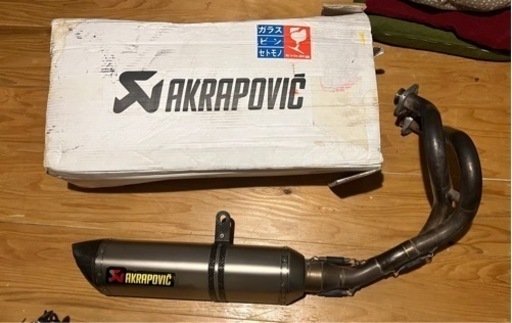 カワサキニンジャ650 ER6F アクラポビッチ　マフラー