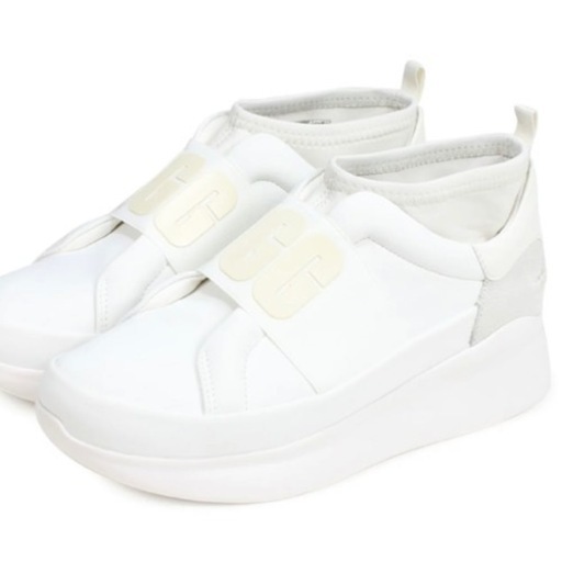 UGG  白  スニーカー 美品