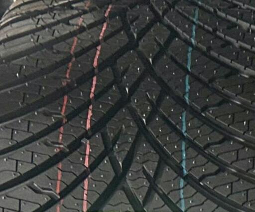 🌞225/45R17⛄工賃込み！新品未使用！ロードスター、IS、オーリス  