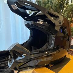 FOX V1 ヘルメット ソリッド ブラック NEW 新品！L サイズ