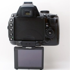 ★Nikon D5000★S数約11600回●スマホ転送●初心者向け  1ヶ月動作補償あり！ 安心のゆうパック代引き発送！ 送料、代引き手数料無料！