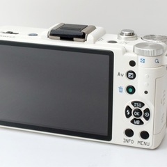 ★PENTAX  Q★S数約3700回●スマホ転送●超小型一眼レフ  1ヶ月動作補償あり！ 安心のゆうパック代引き発送！ 送料、代引き手数料無料！