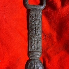 古道具　レトロ　こけしの形をした鉄鋳物の栓抜き