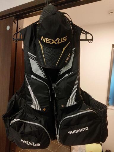 SHIMANO　NEXUS　フローティングベスト（美品）