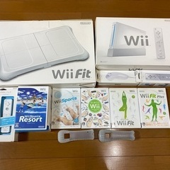 WiiとWii  fitのセット　ソフト・ヌンチャク付き