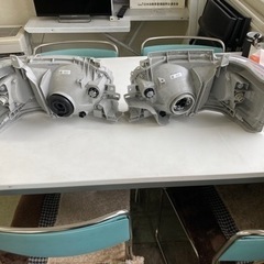 ハイエース社外ヘッドライト　205