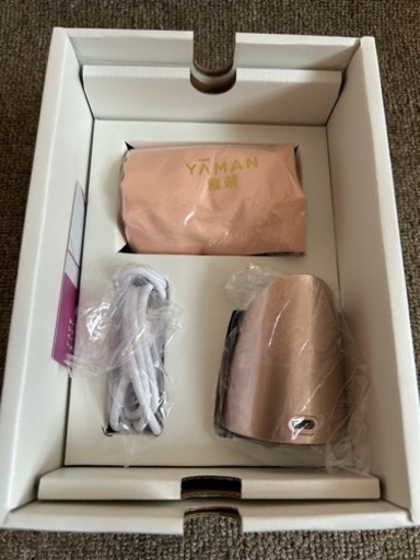 YA-MAN ヤーマン フォトプラス シャイニー ピンクゴールド YA-MANRFフォトプラスシャイニーヤーマン美顔器ピンク YA-MAN ヤーマン