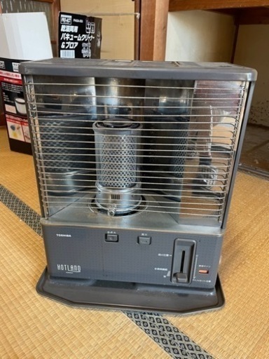 【TOSHIBA製】　石油ストーブ