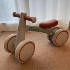 子供　四輪車　三輪車　おもちゃ