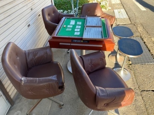 ジャンク品 麻雀台 自動麻雀 麻雀牌 チェア 椅子 サイドテーブル付 中古