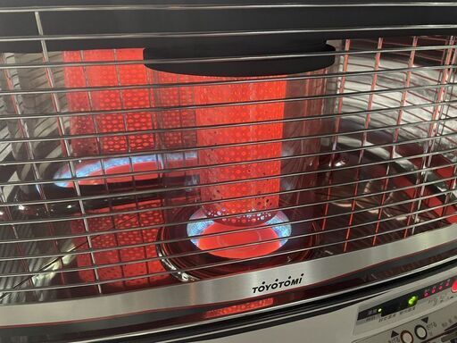 トヨトミ 煙突式ストーブ HR-650F 2020年製 (木造 17畳 コンクリート