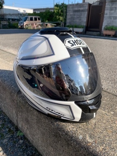 ショウエイヘルメットとビーコムセット