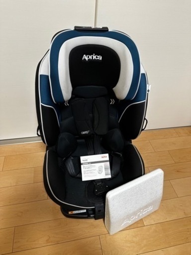 Aprica formfit チャイルド\u0026ジュニアシート (ISOFIX)