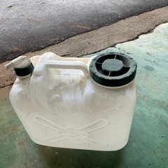 飲料水用容器タンク