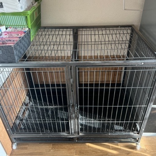 最終値下げ　大型犬ペットケージ 頑丈犬用ゲージ キャスター屋根付き 手入れ楽 トイレトレー付