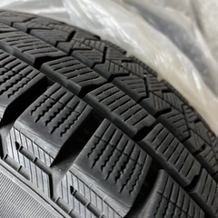 ZELERNA 15in 5.5J +42 PCD100 スタッドレス　4本セット