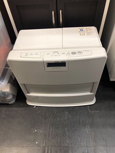 ☆中古￥10,800！コロナ　石油ファンヒーター　家電　2020年製　FH-VX5720BY型　【BK193】