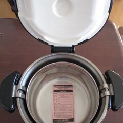 サーモス真空保温調理器シャトルシェフ3.0ℓ　IH対応　取説付　新品未使用品