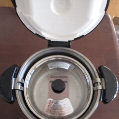 サーモス真空保温調理器シャトルシェフ3.0ℓ　IH対応　取説付　新品未使用品