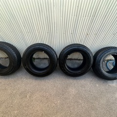 タイヤ YOKOHAMA 195/80R15 107/105N BluEarth