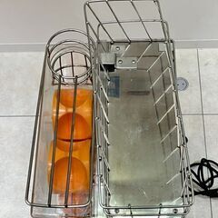 値下げしました！！☆業務用オレンジジューサー☆1分あたり18～25個の