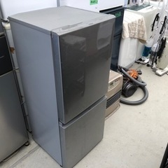 2018年製 AQUA 126L 2ドア冷蔵庫 AQR-13G 