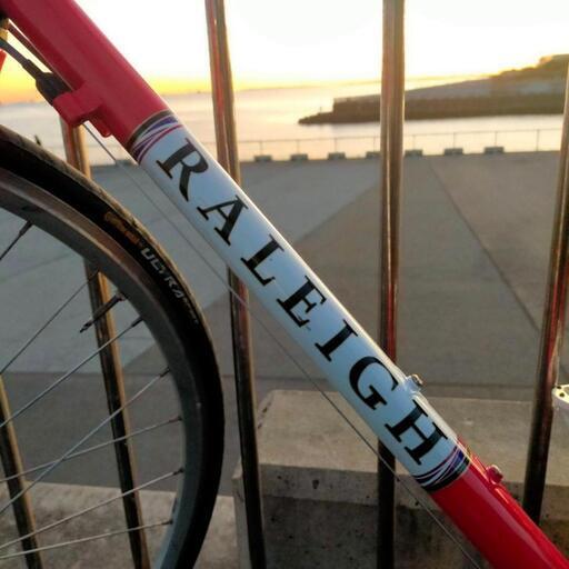Raleigh Carlton F 2011年 510 マゼンダレッド 2011 RALEIGH Carlton-R ラレー カールトンアール ロードバイク