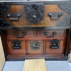 他サイトにて決まりました　船箪笥　時代箪笥