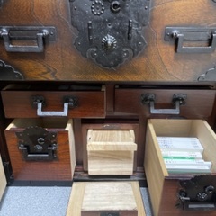 他サイトにて決まりました　船箪笥　時代箪笥