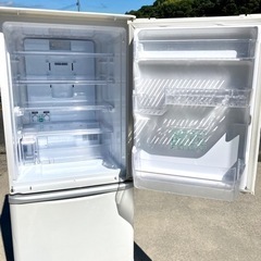 12月3日配送限定♪シャープ 自動製氷機付き どっちもドア 3ドア冷凍