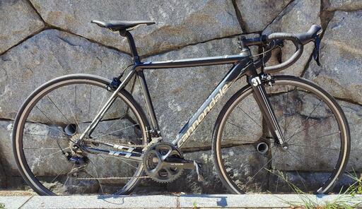 ロードバイク Cannnondale CAAD10