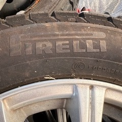 バリ山スタッドレス175/65-14ピレリ