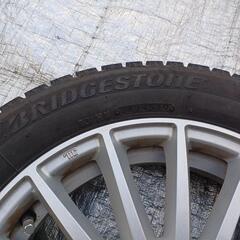 アルミホイル、スタッドレスタイヤ4本セット､165-60R-15です。