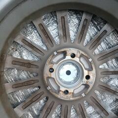 アルミホイル、スタッドレスタイヤ4本セット､165-60R-15です。