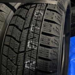 スタッドレスタイヤ　155/65/R13