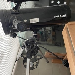 望遠鏡　MEADE 114ST EQ-D