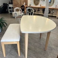 北欧デザインダイニングテーブルセット-テーブル、ベンチ、チェア2脚