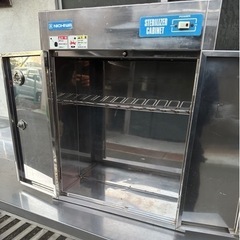 【動確済み】業務用 ニチワ 電気包丁まな板殺菌庫 SC-10 単相 100V 幅500×奥235×高640 包丁マナ板殺菌庫 包丁まな板殺菌庫 NICHIWA 大阪